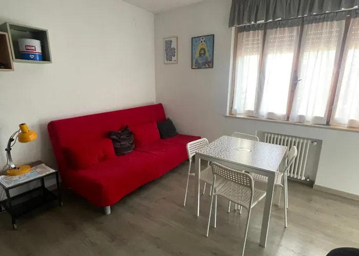 Eneapolis Apartman Nápoly
